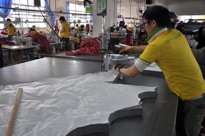 扎根越秀，綻放時尚 草根服裝加工廠的匠心與未來